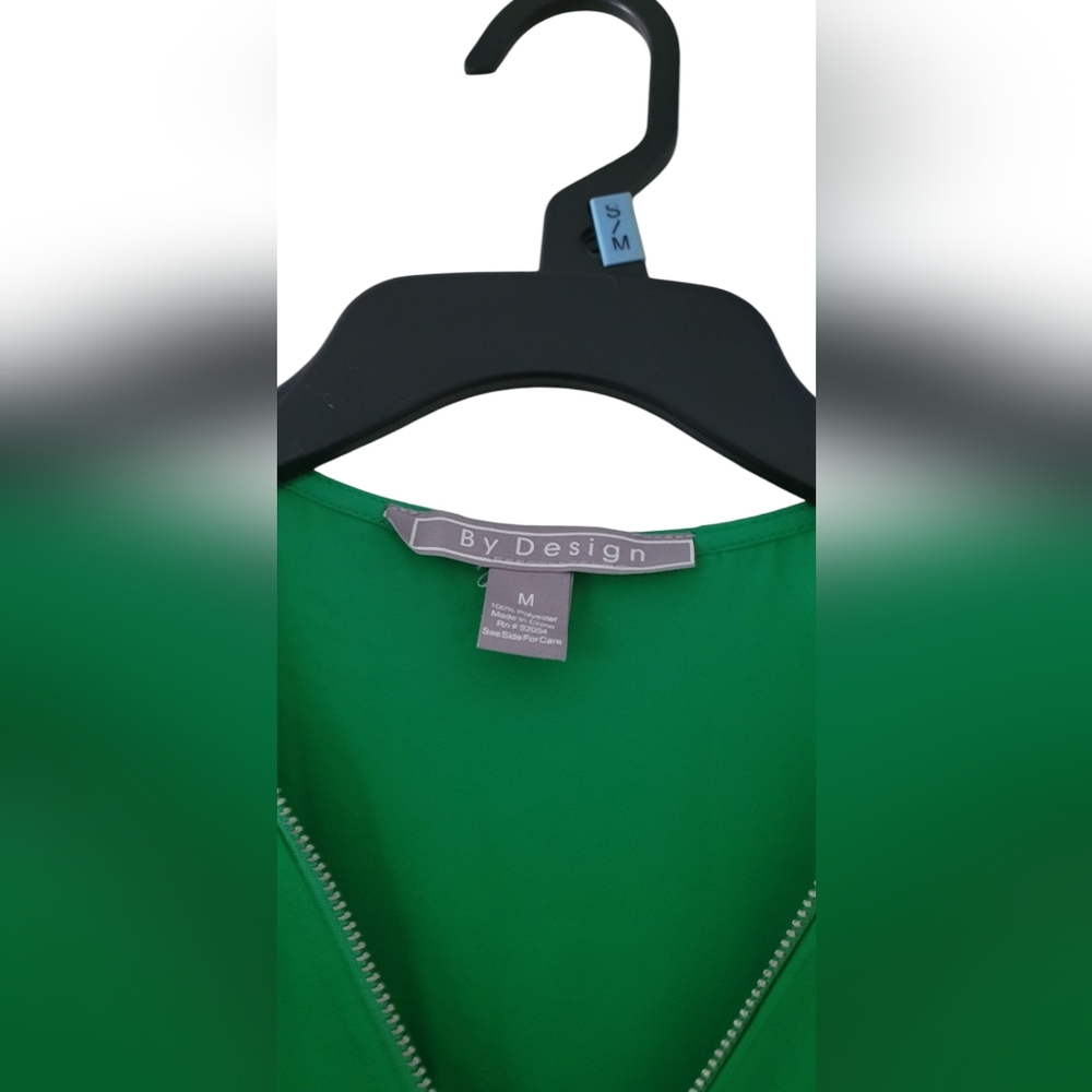 Emerald Green Relaxed 3/4 Sleeve Blouse - Picture 2 of 3